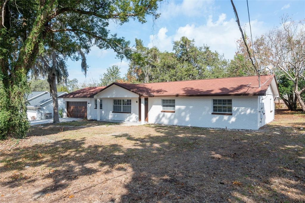 Photo of 110 W Brentridge Drive, Brandon, FL 33511 (MLS # TB8478554)