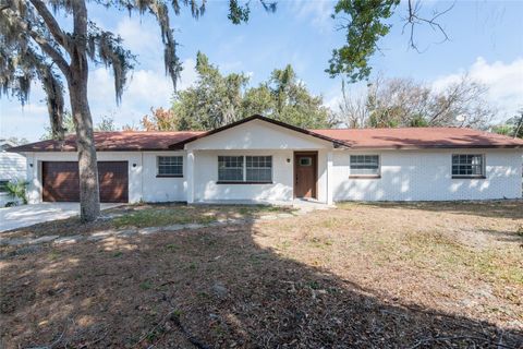 Photo of 110 W Brentridge Drive, Brandon, FL 33511 (MLS # TB8478554)