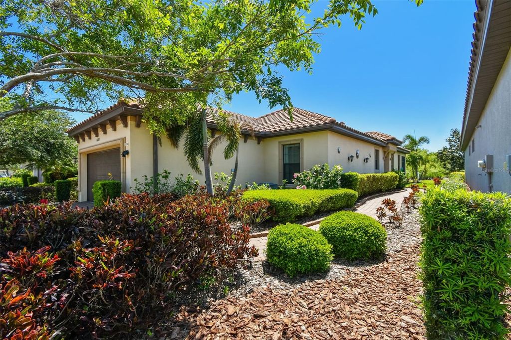 Photo of 10205 Saint Francis Terrace, Palmetto, FL 34221 (MLS # A4649703)