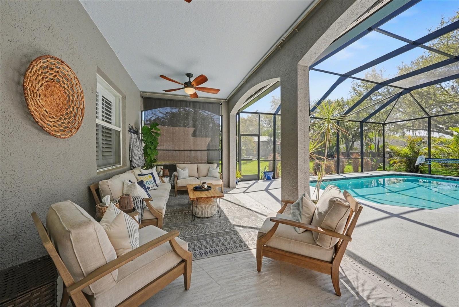 LAKES OF WELLINGTON PH I - Residential