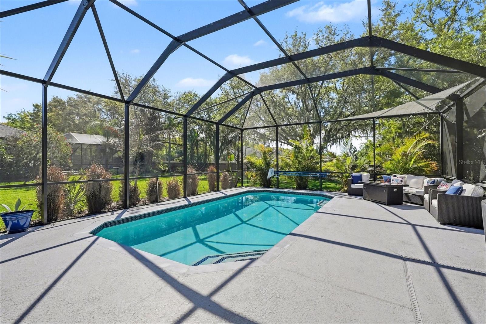 LAKES OF WELLINGTON PH I - Residential