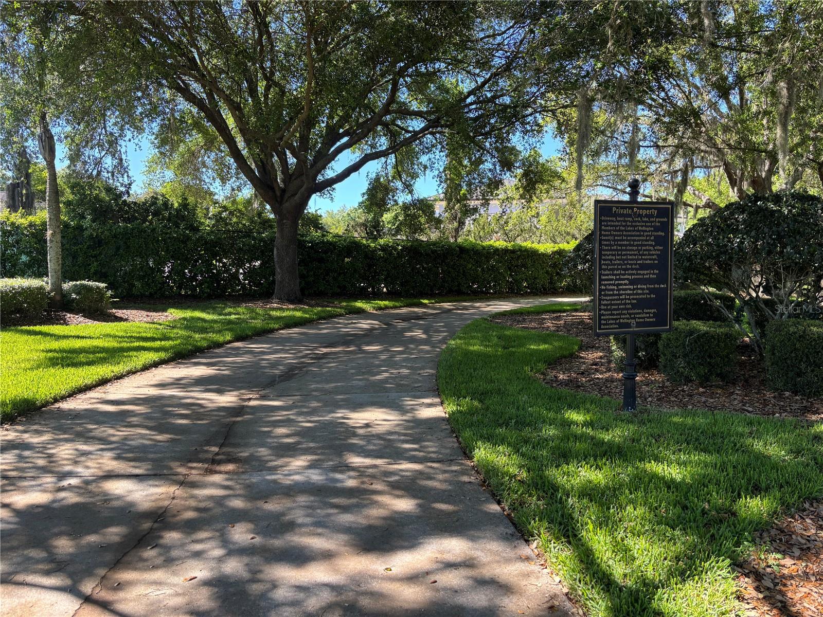 LAKES OF WELLINGTON PH I - Residential