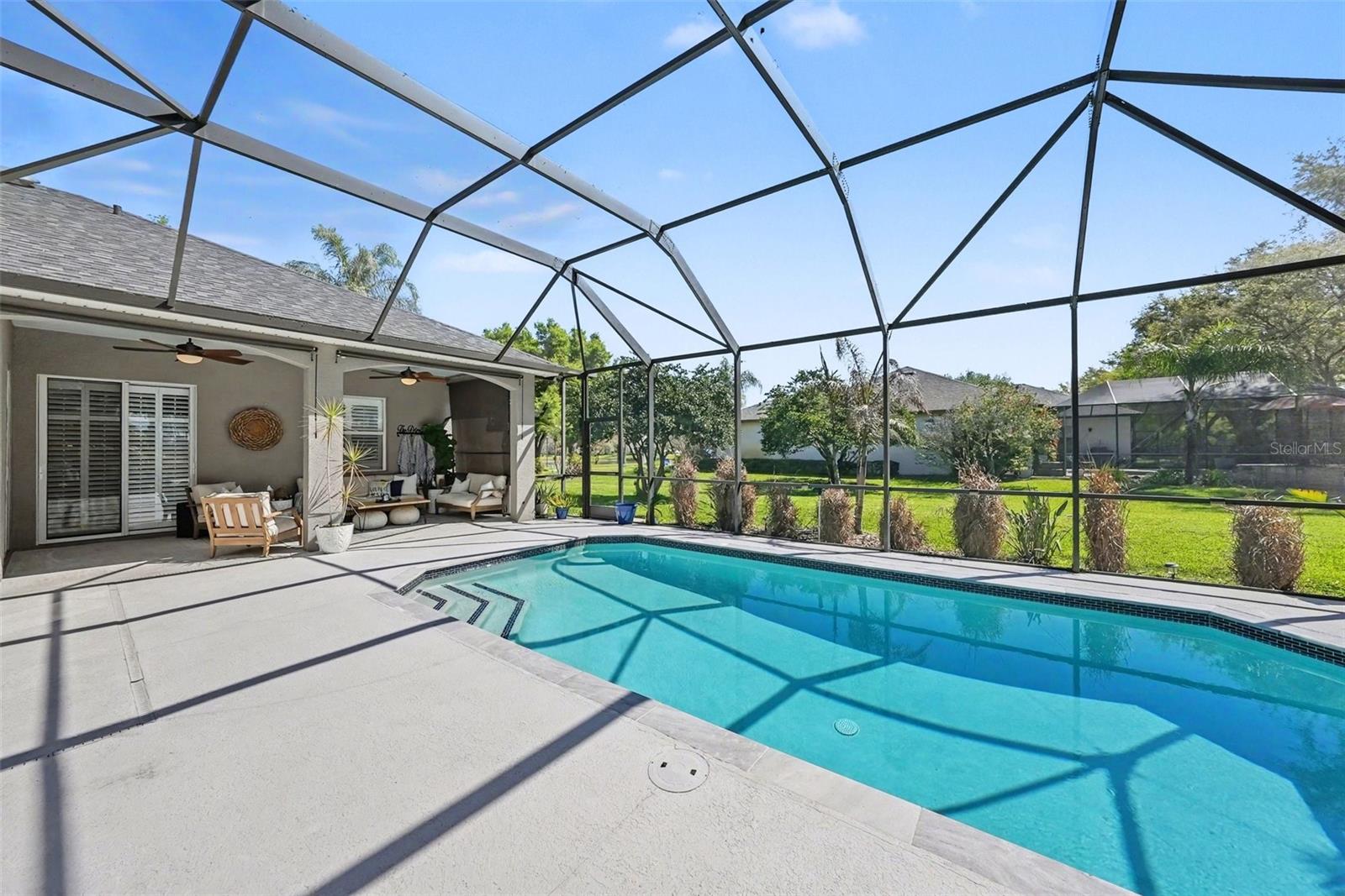 LAKES OF WELLINGTON PH I - Residential