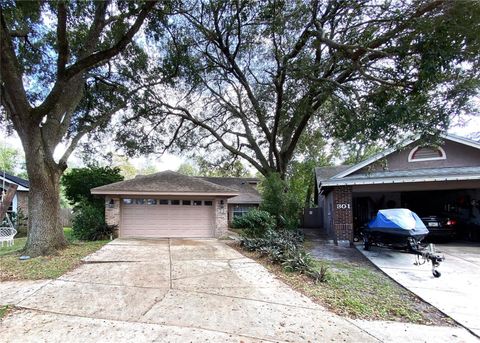 A home in WINTER SPRINGS