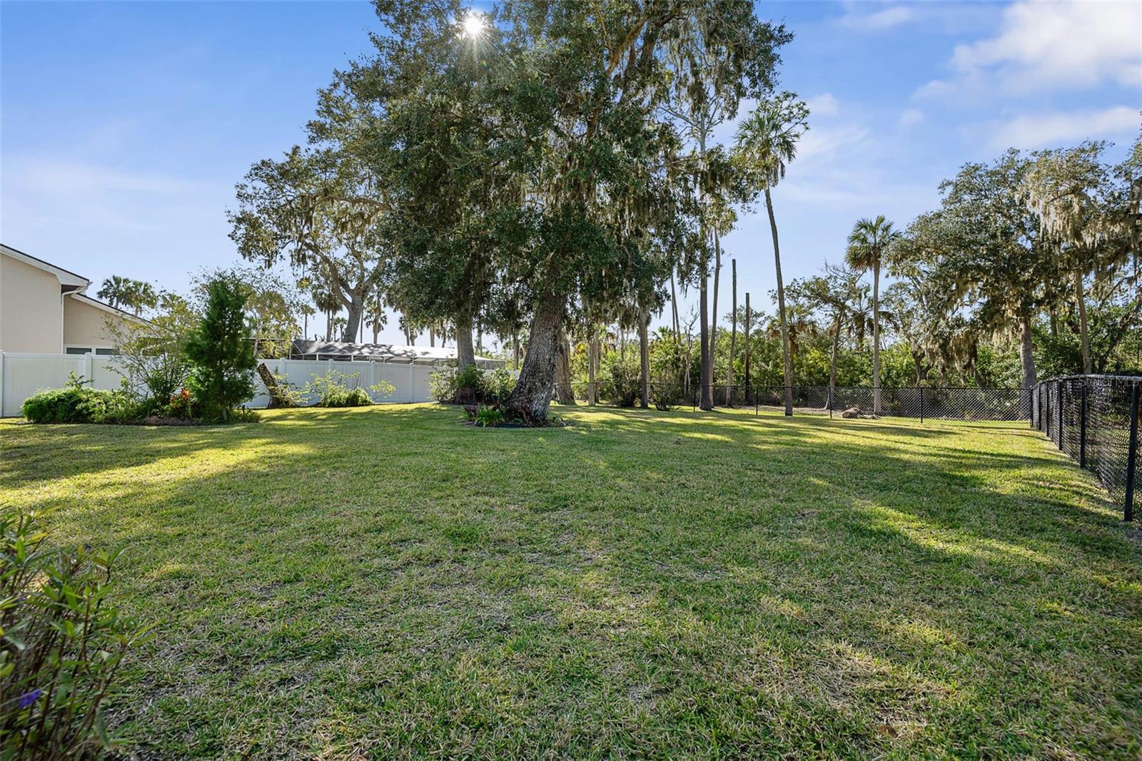 RIVER OAKS SUB - Residential