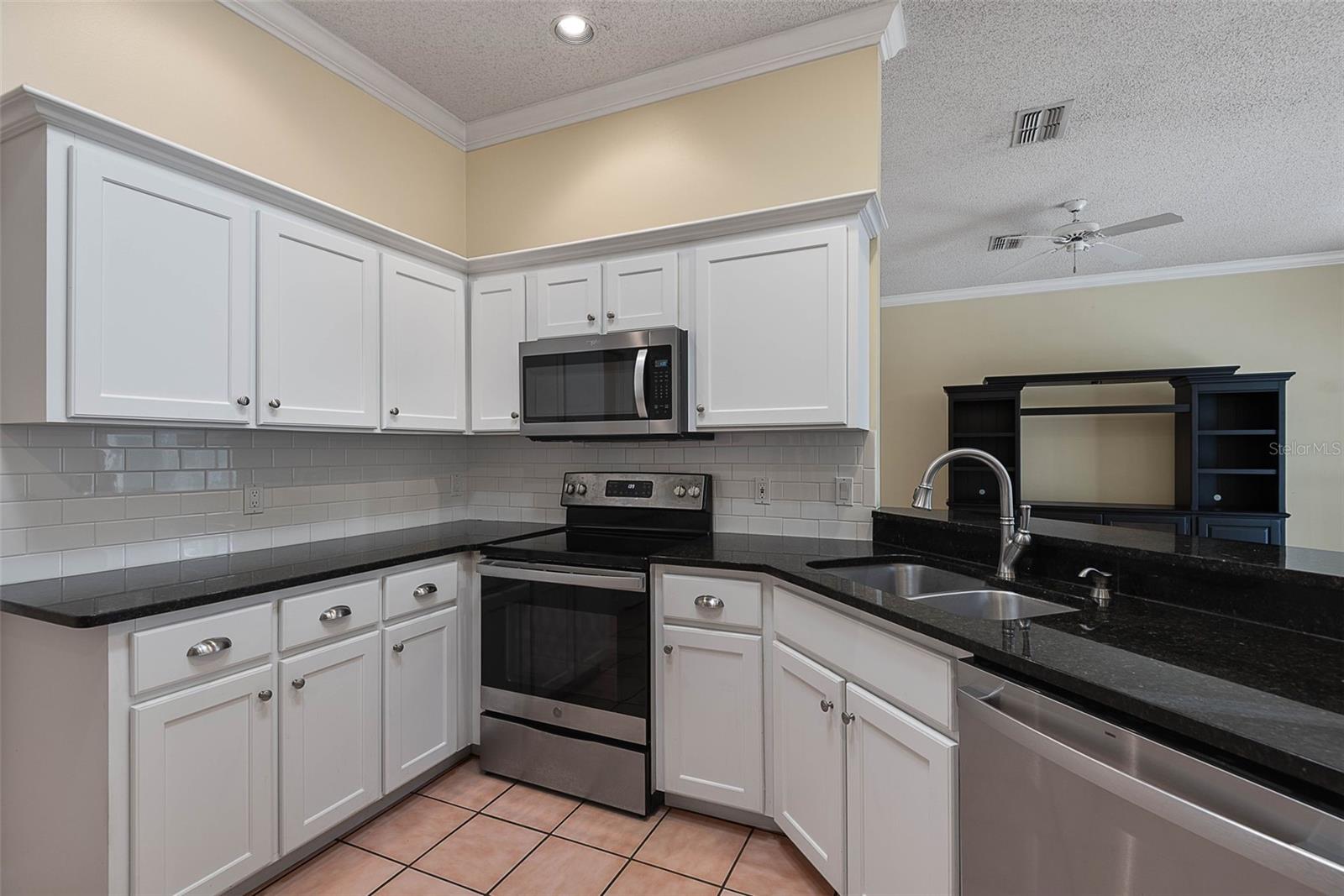 RIVER OAKS SUB - Residential