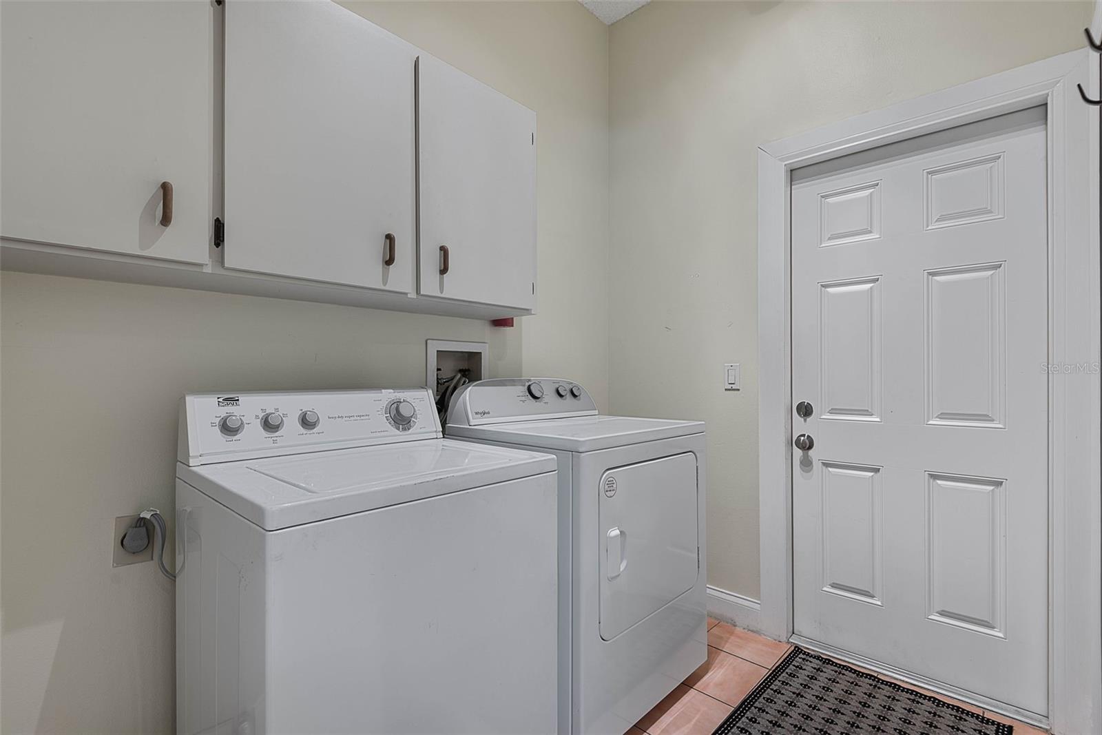 RIVER OAKS SUB - Residential