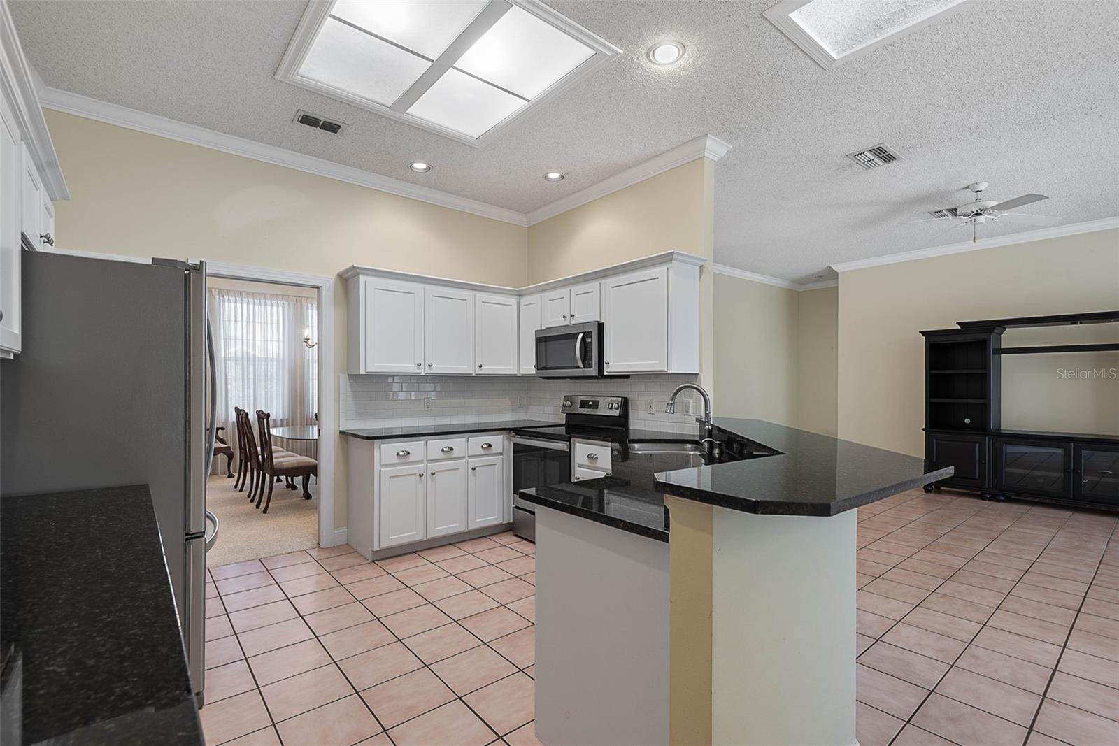 RIVER OAKS SUB - Residential