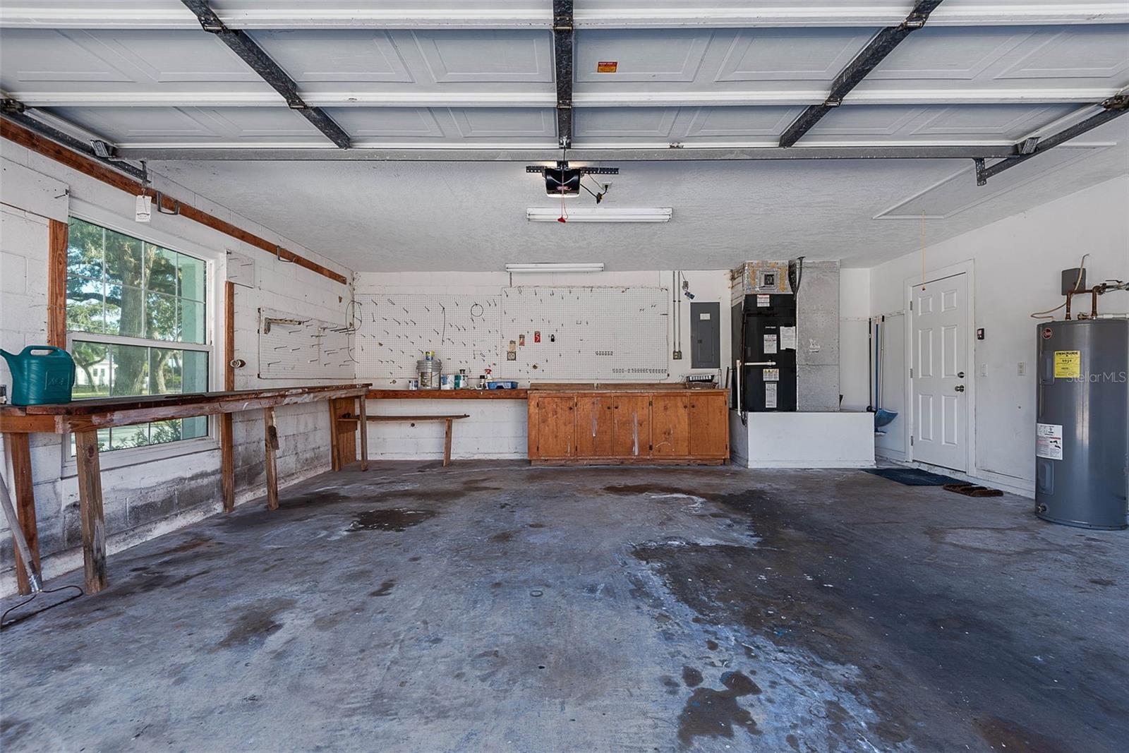 RIVER OAKS SUB - Residential