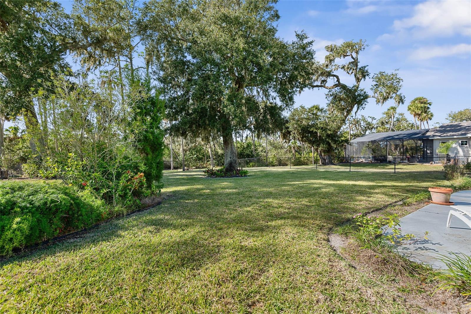 RIVER OAKS SUB - Residential