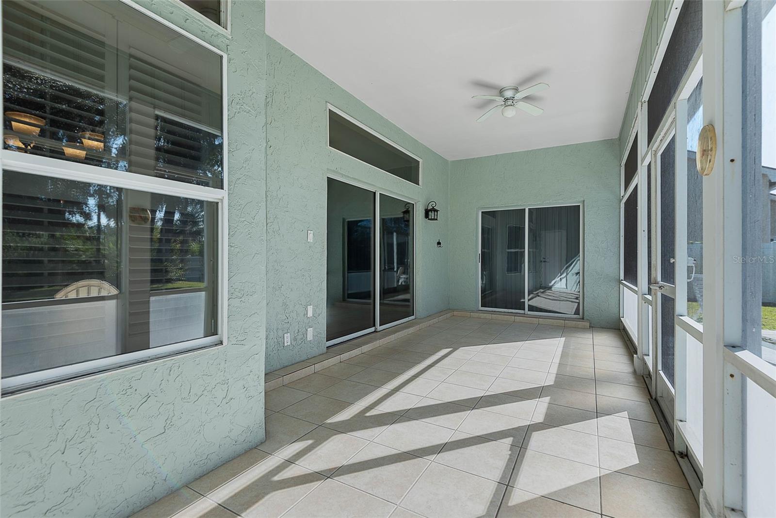 RIVER OAKS SUB - Residential