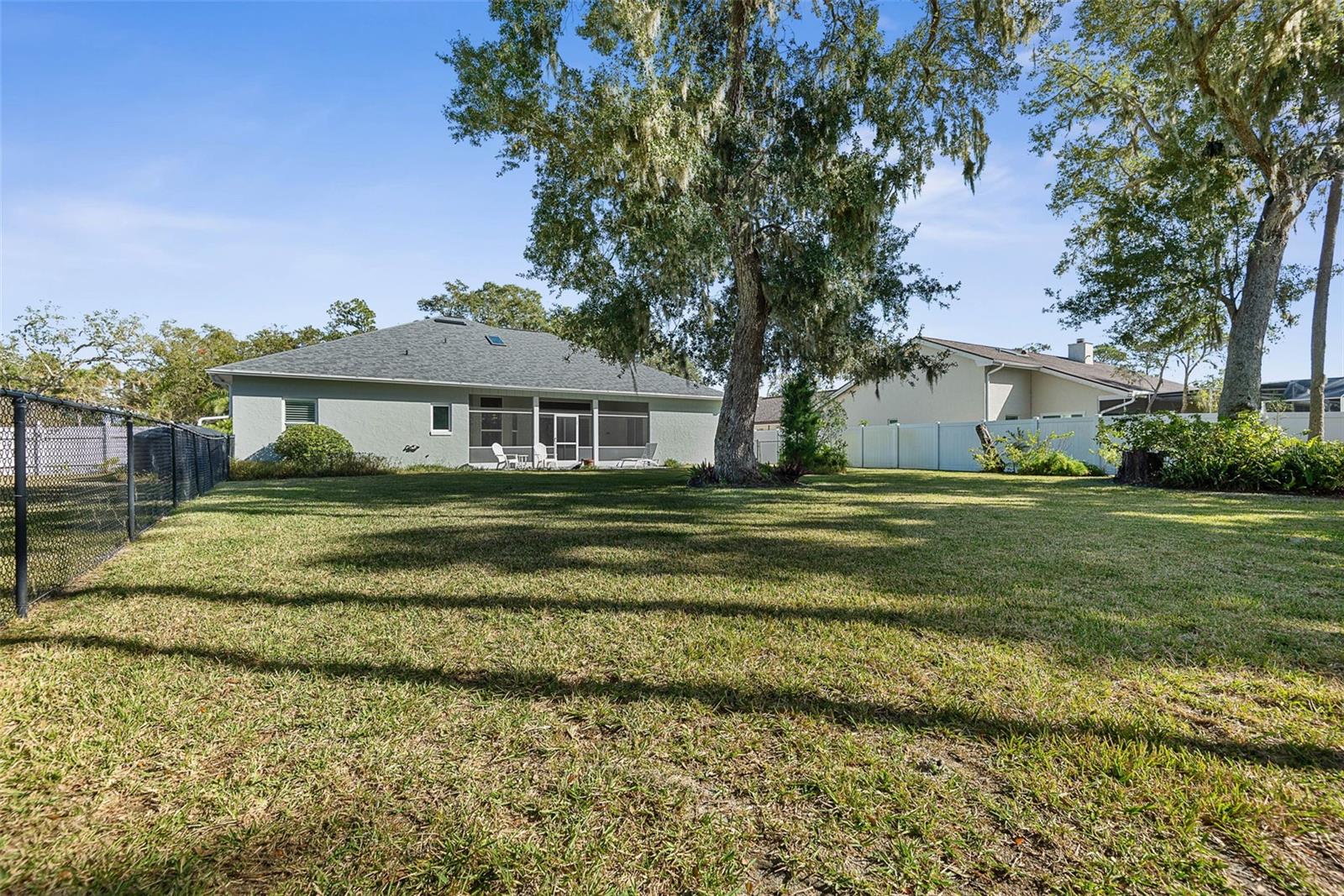 RIVER OAKS SUB - Residential