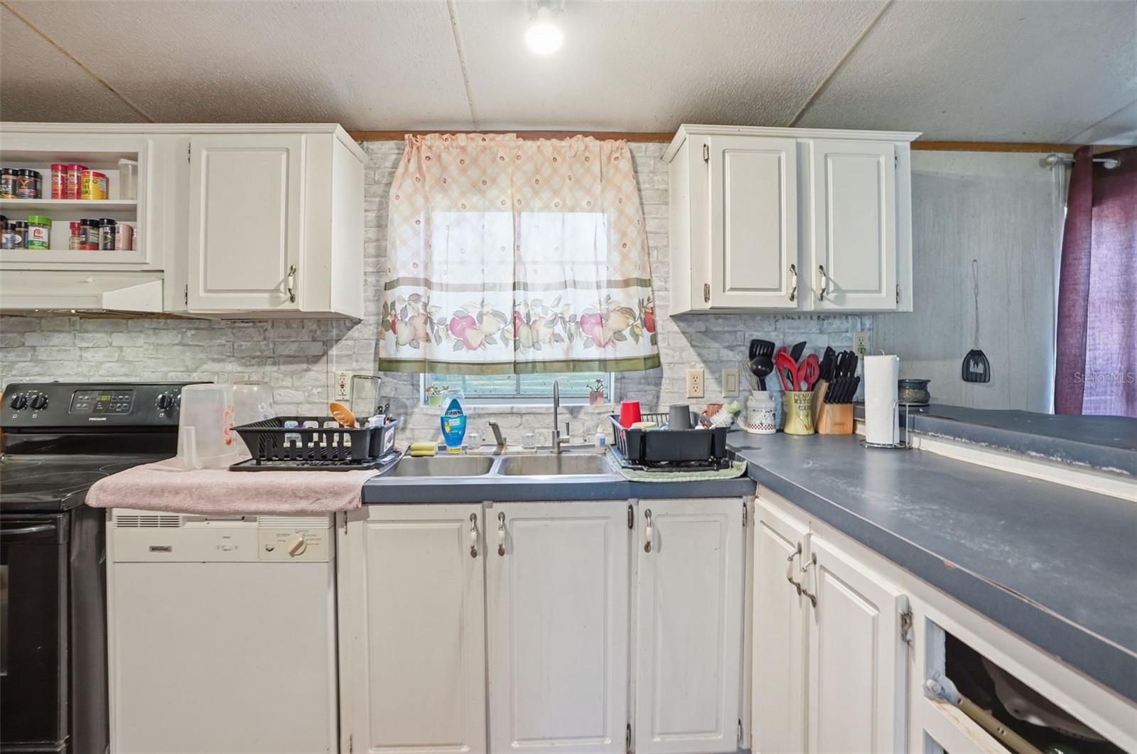 PINEY WOODS OF OLD TOWN - Residential