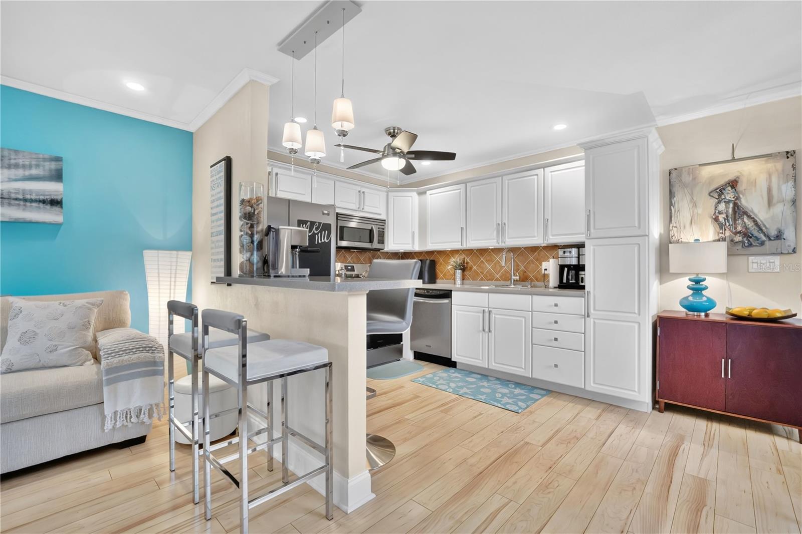 KINGS POINT VALENCIA A-I - Residential