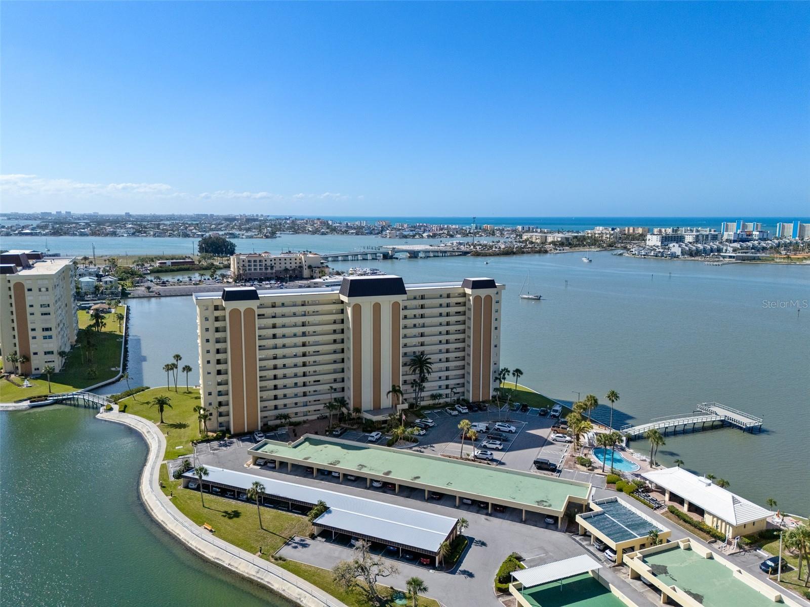 CONTINENTAL TOWERS CONDO - Residential