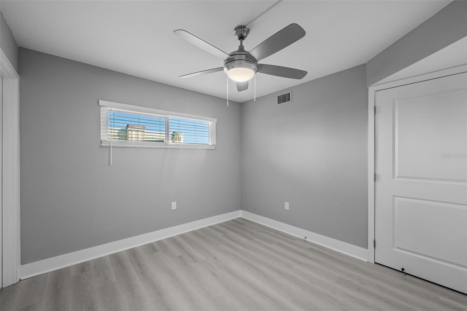 CONTINENTAL TOWERS CONDO - Residential