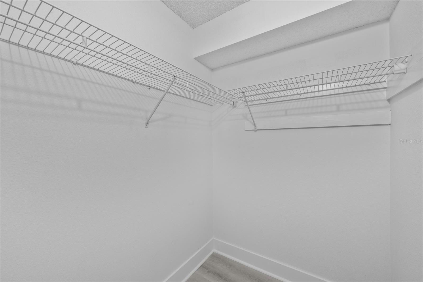 CONTINENTAL TOWERS CONDO - Residential