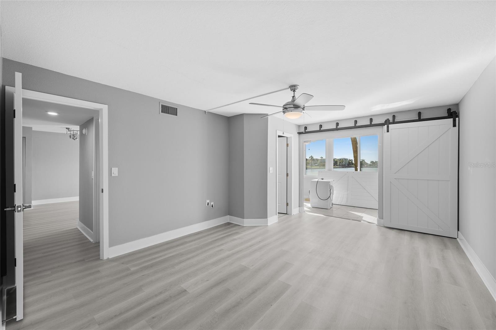 CONTINENTAL TOWERS CONDO - Residential