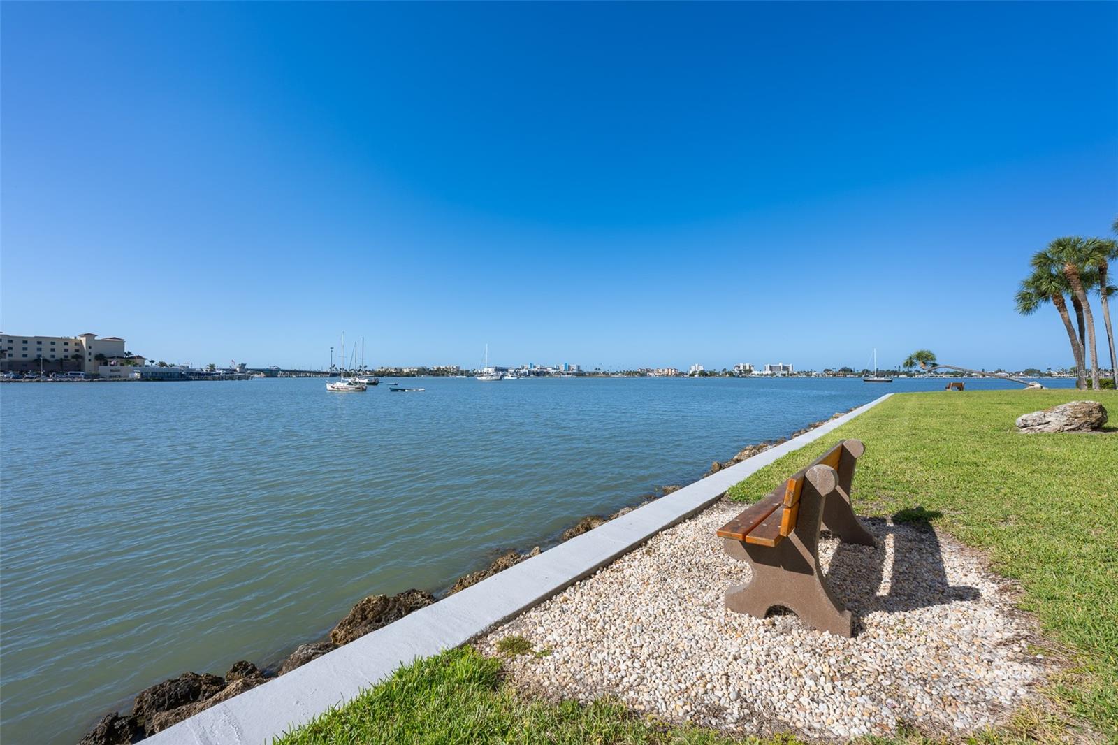 CONTINENTAL TOWERS CONDO - Residential