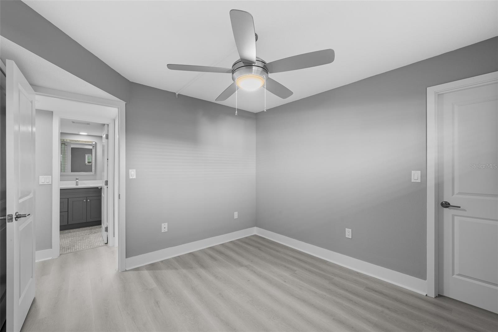 CONTINENTAL TOWERS CONDO - Residential