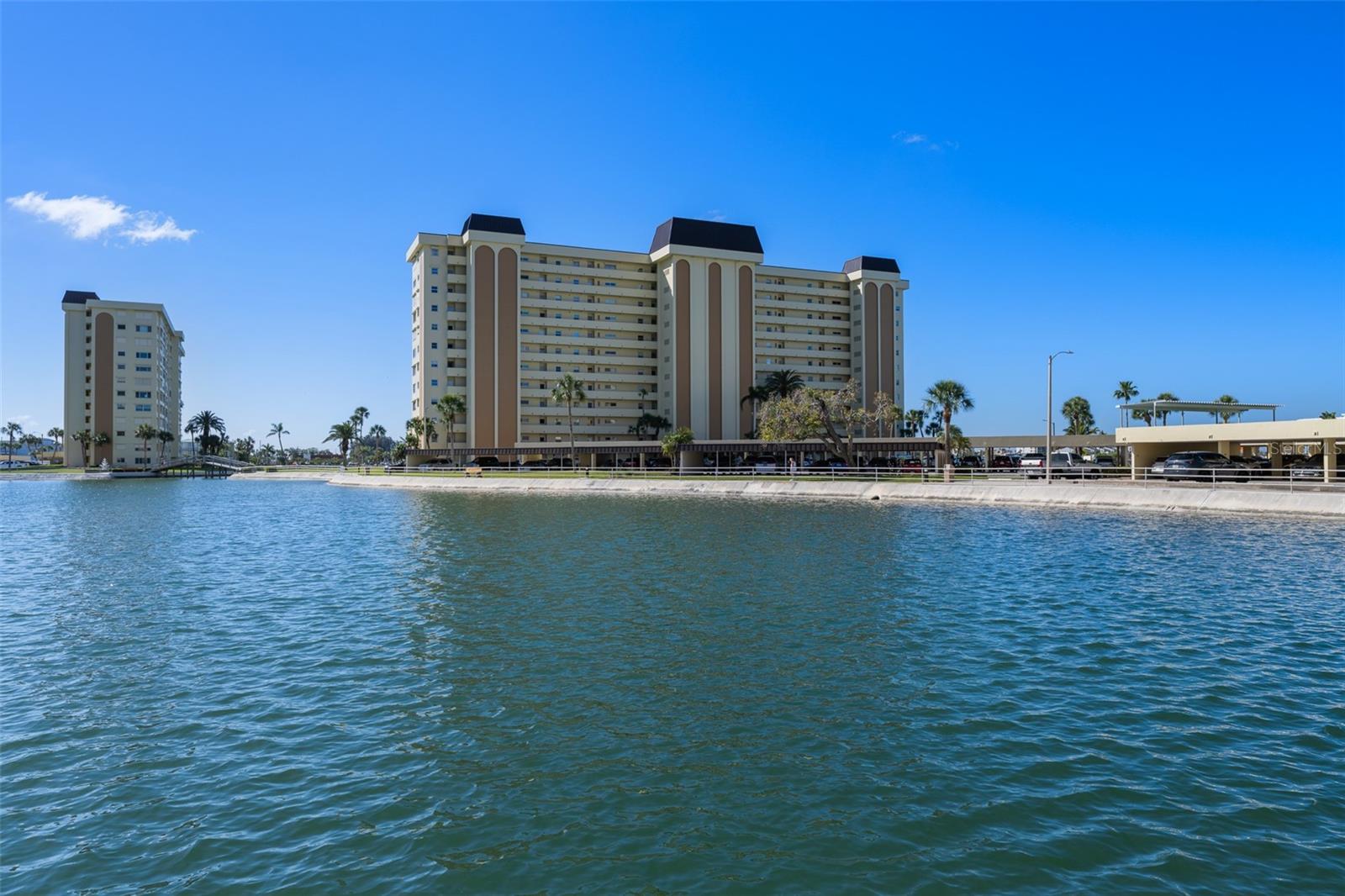 CONTINENTAL TOWERS CONDO - Residential