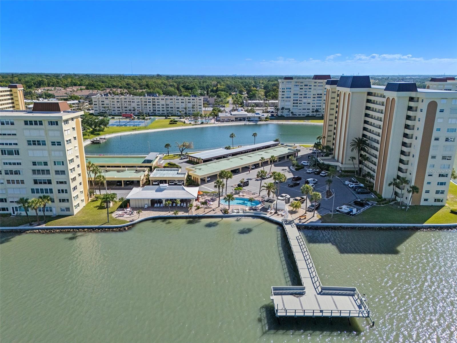 CONTINENTAL TOWERS CONDO - Residential