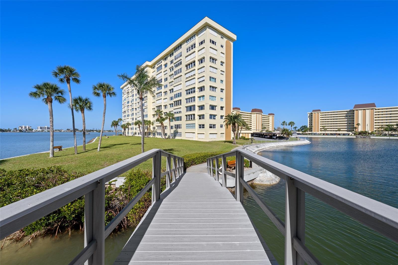 CONTINENTAL TOWERS CONDO - Residential