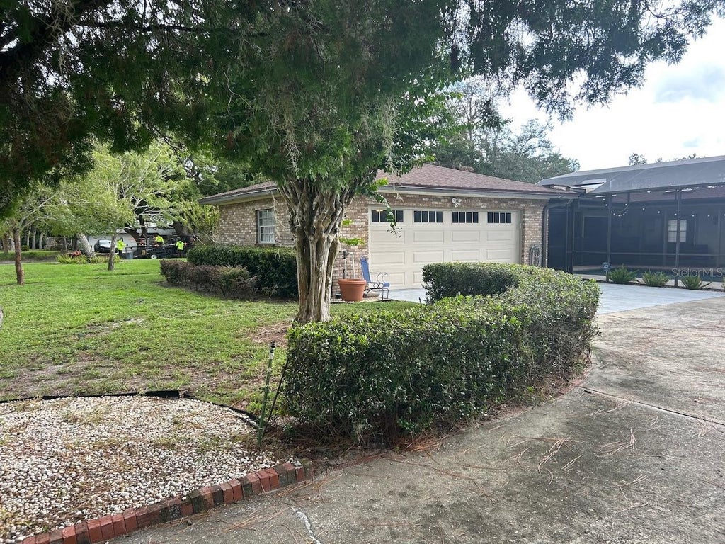 Photo of 100 Palm Lake Court, Longwood, FL 32779 (MLS # R4912179)
