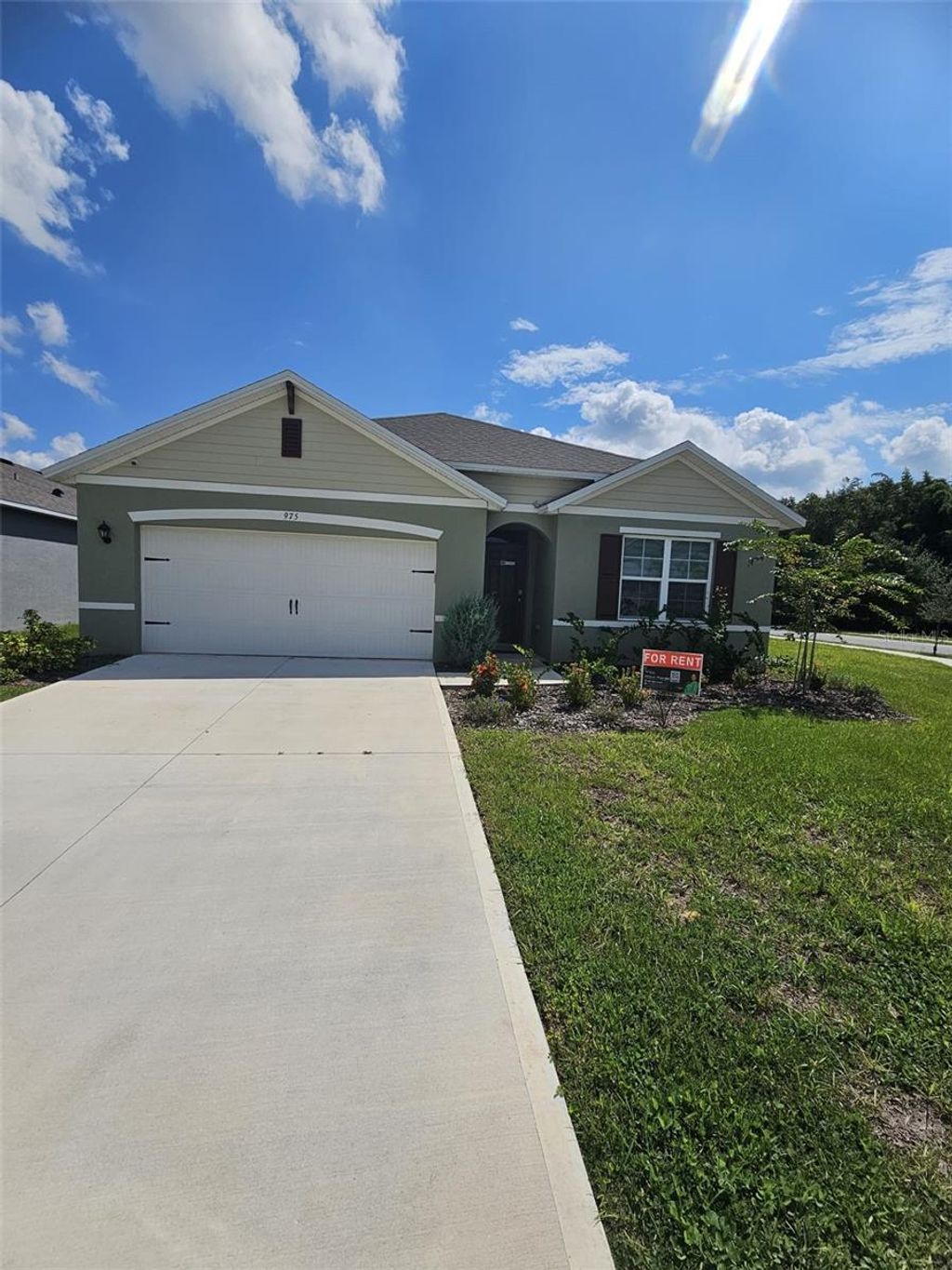 Photo of 975 Brooklet Drive, Davenport, FL 33837 (MLS # S5146875)