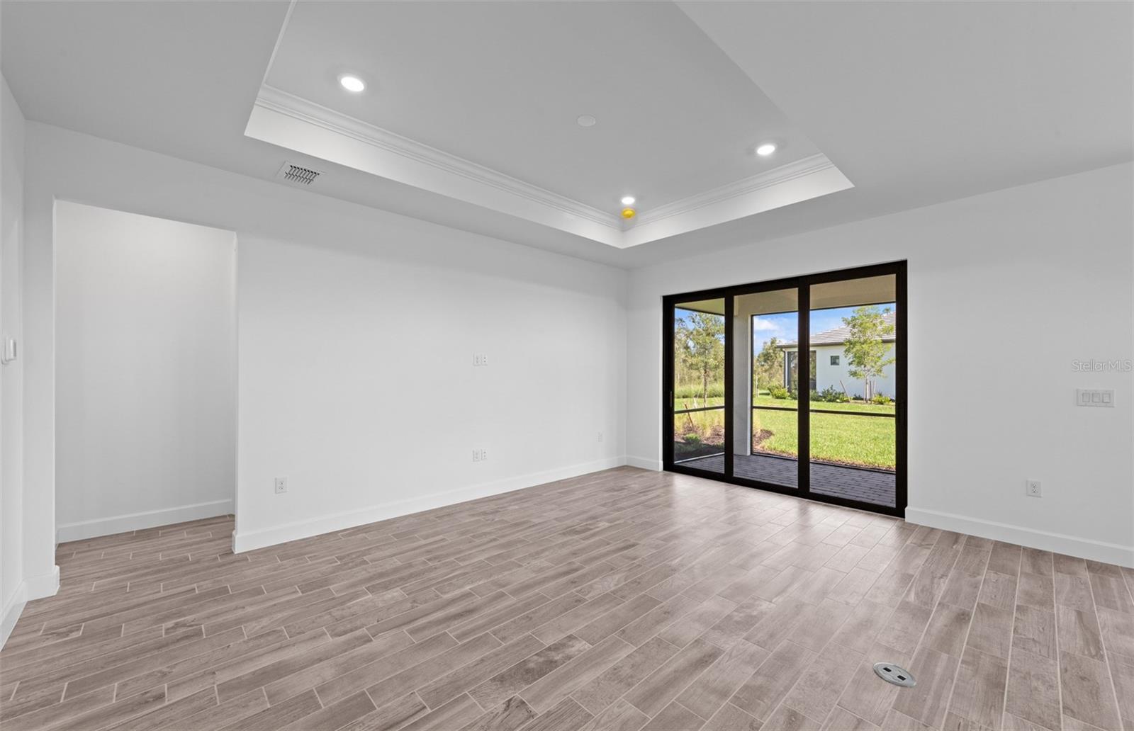 LAKESPUR WELLEN PARK - Residential