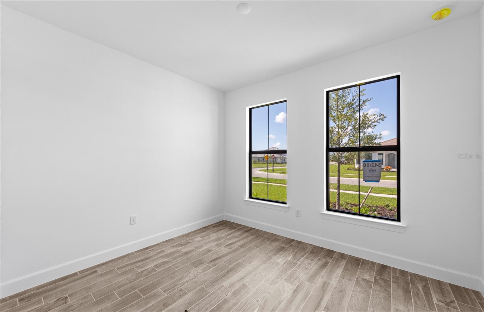 LAKESPUR WELLEN PARK - Residential