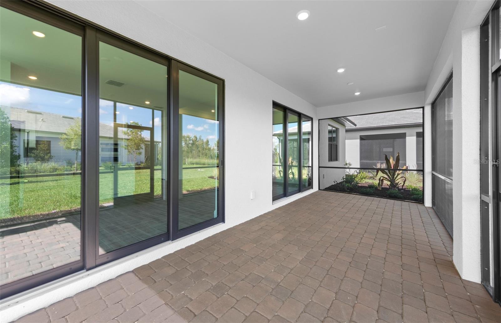 LAKESPUR WELLEN PARK - Residential
