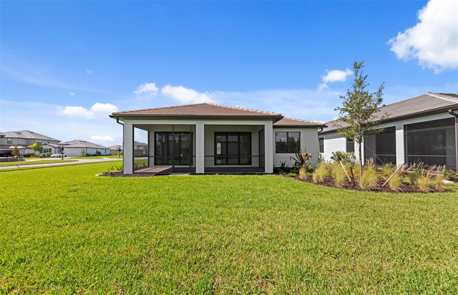 LAKESPUR WELLEN PARK - Residential