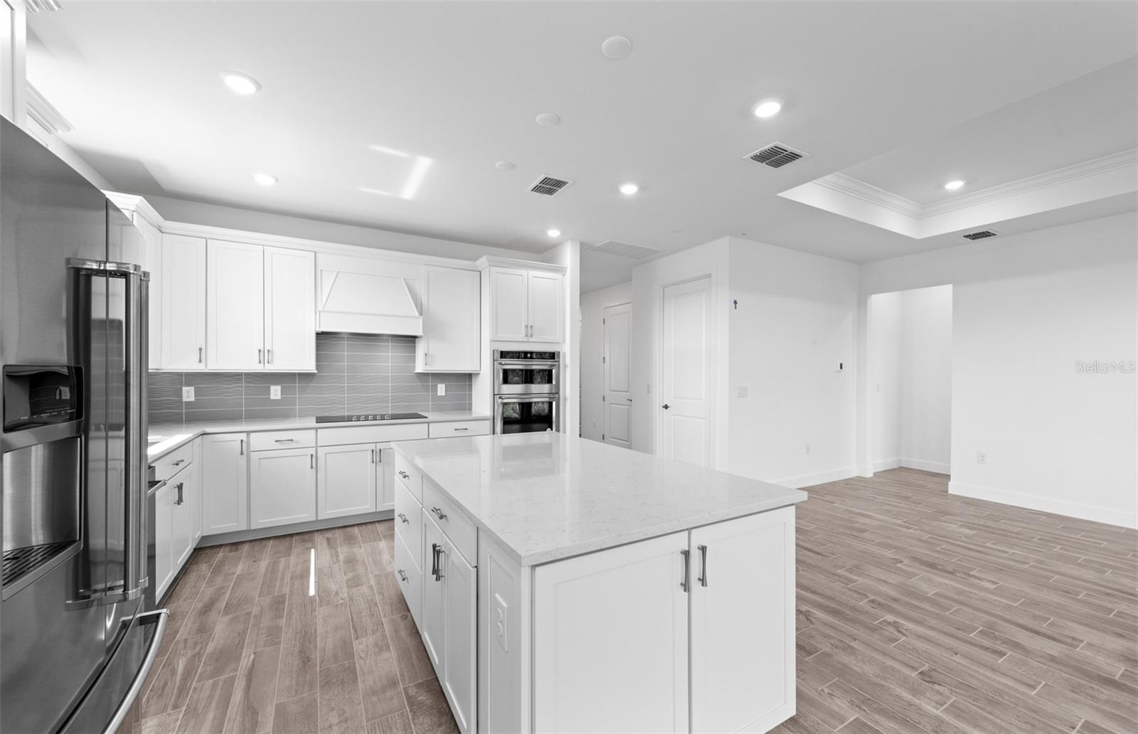 LAKESPUR WELLEN PARK - Residential