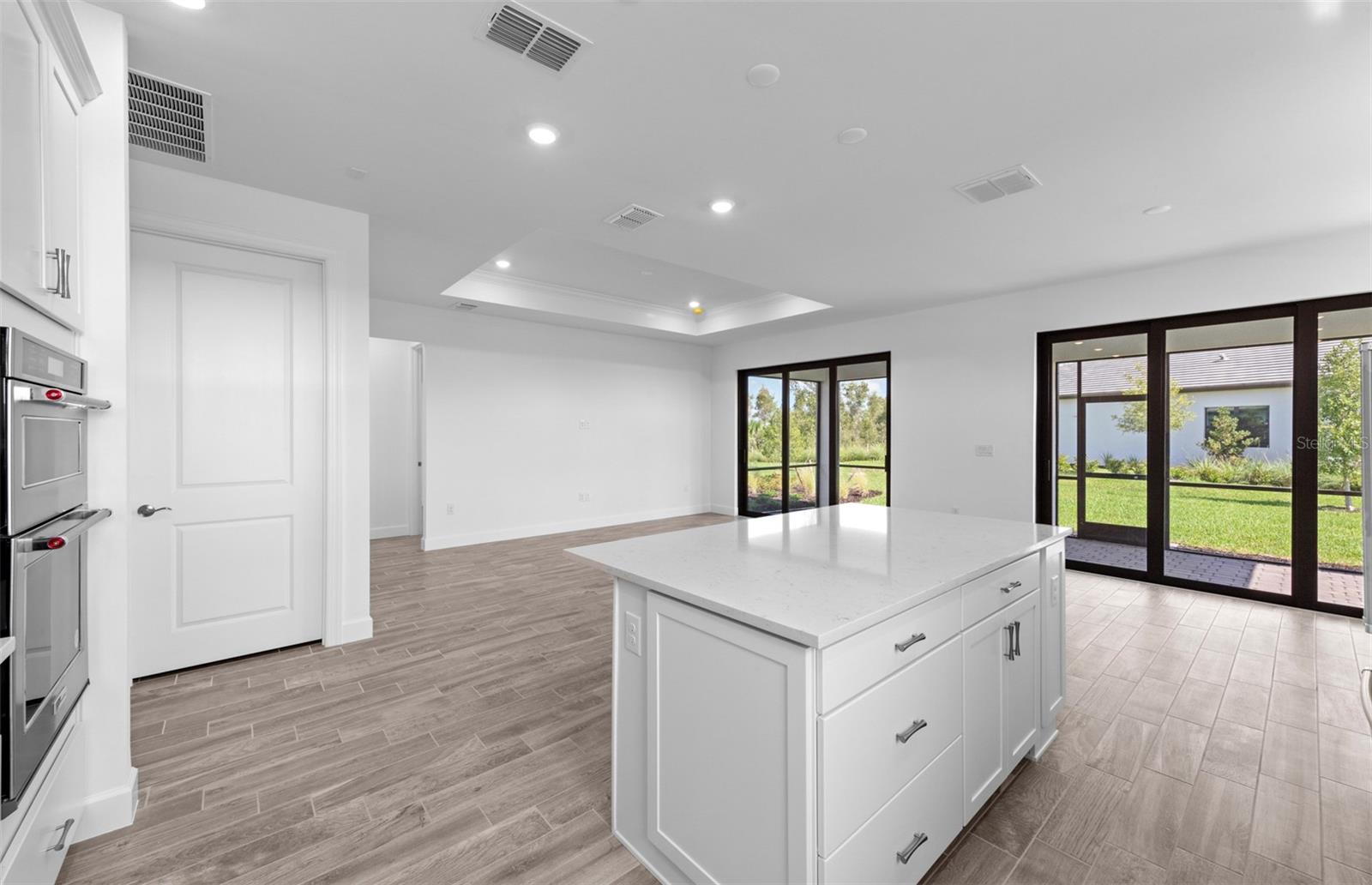LAKESPUR WELLEN PARK - Residential