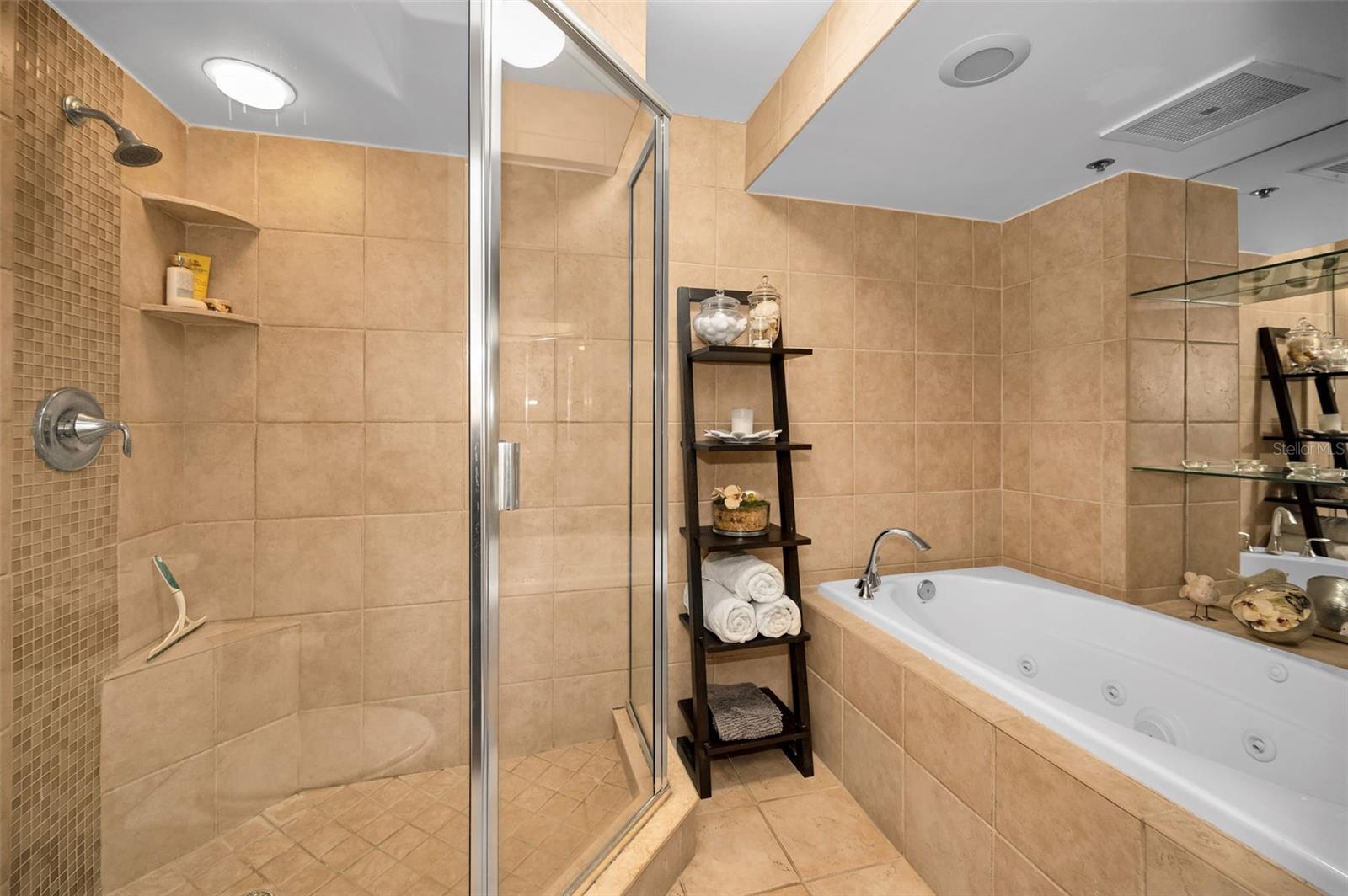 DANS ISLAND ON SAND KEY CONDO - Residential