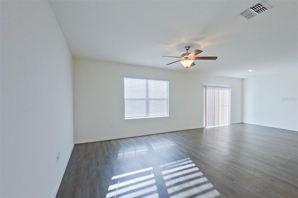 Photo of 32032 Katelin Circle, Leesburg, FL 34748 (MLS # O6374119)