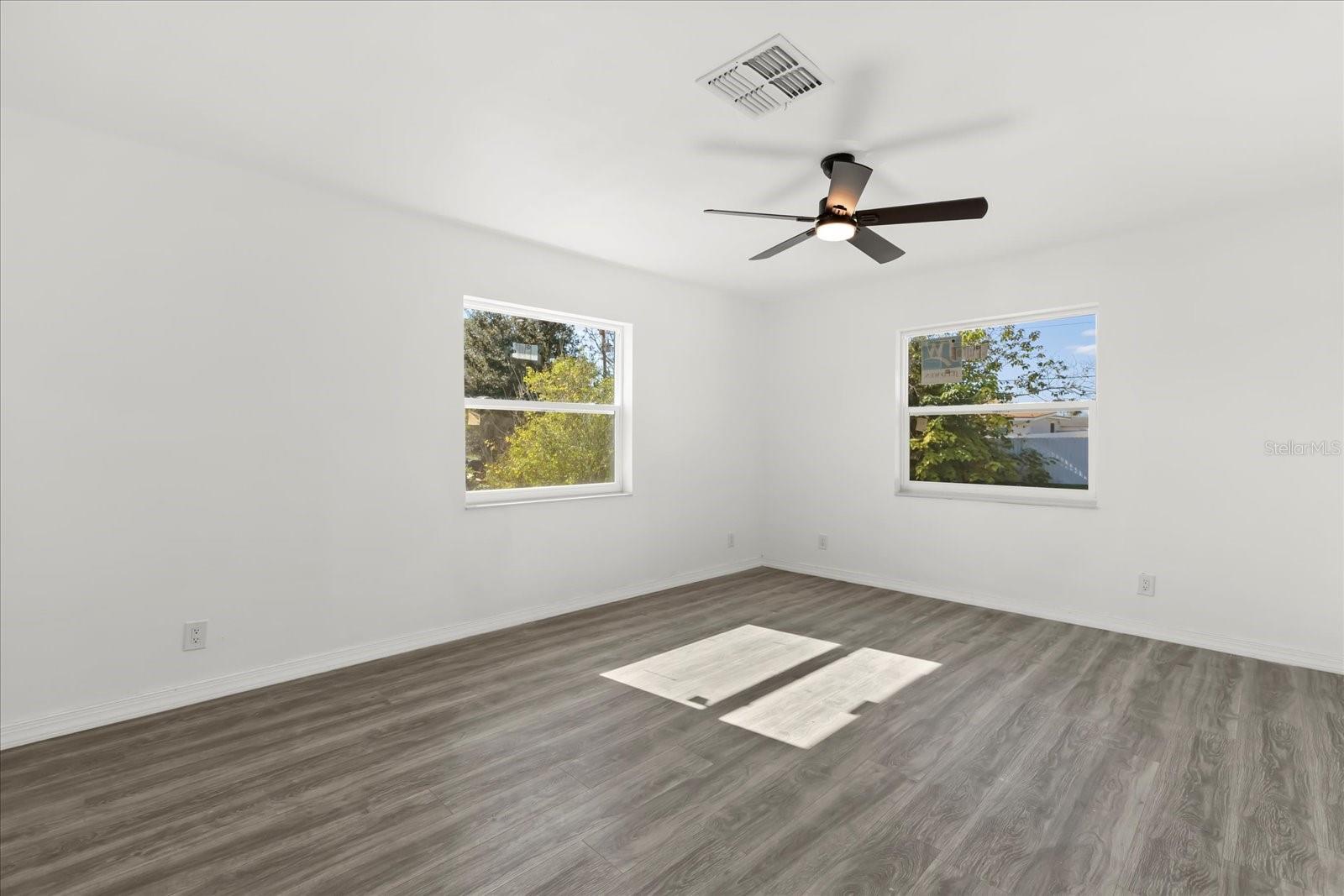 DELTONA LAKES UNIT 10 IN 25 & 36 18 30 - Residential