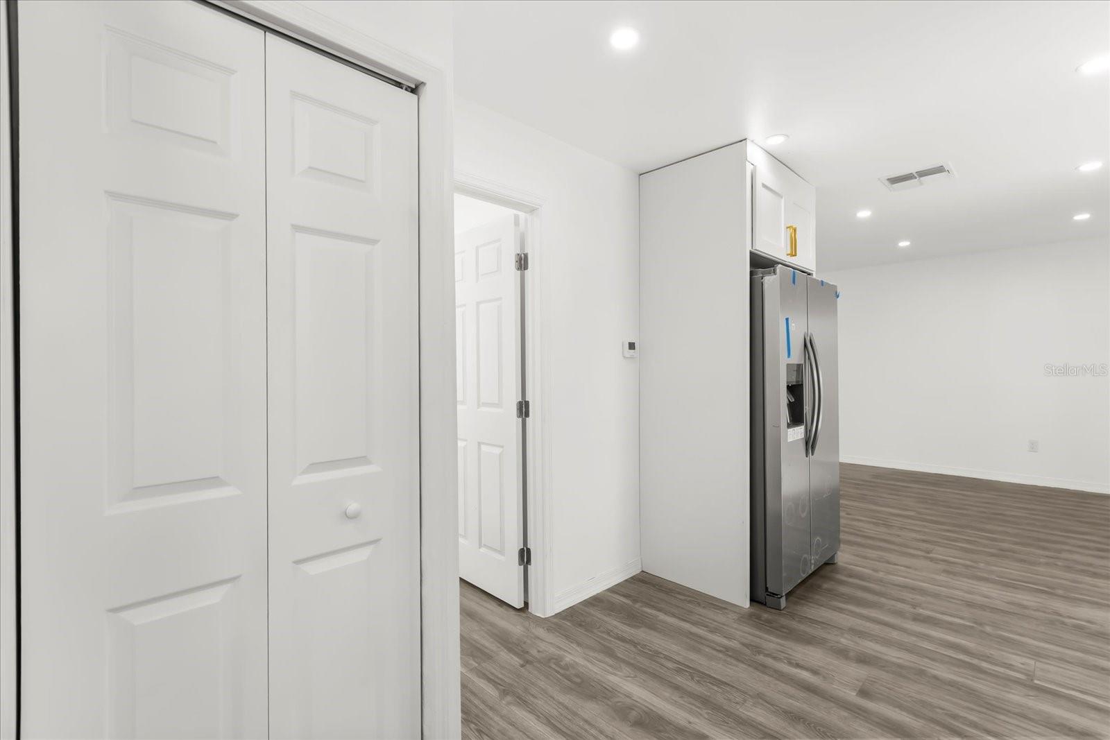 DELTONA LAKES UNIT 10 IN 25 & 36 18 30 - Residential