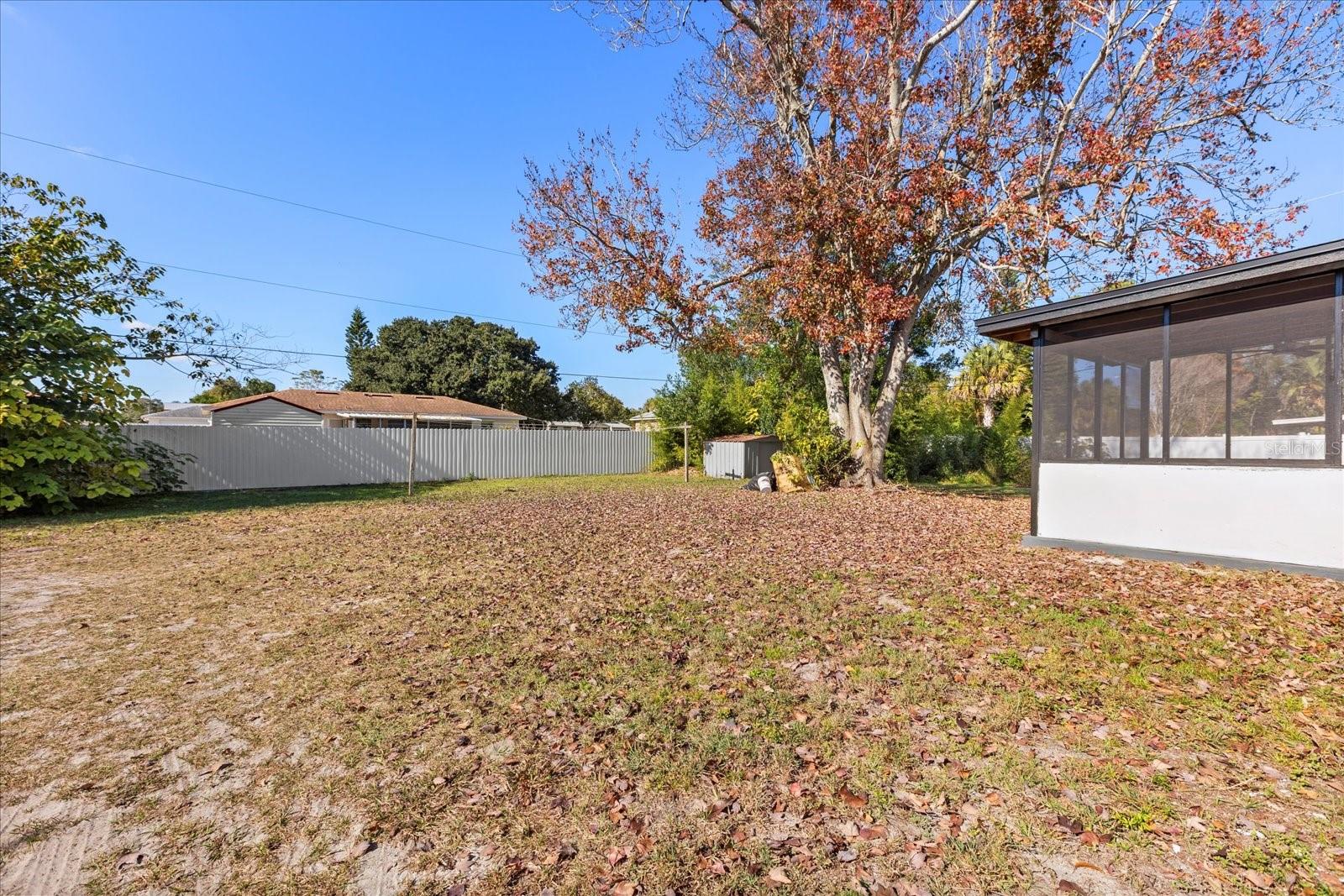DELTONA LAKES UNIT 10 IN 25 & 36 18 30 - Residential
