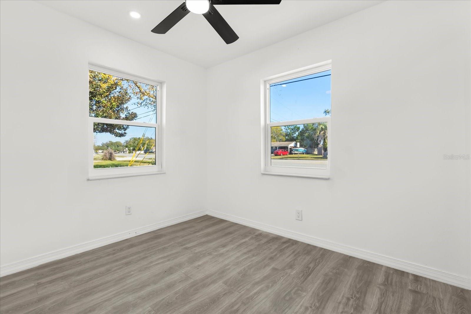 DELTONA LAKES UNIT 10 IN 25 & 36 18 30 - Residential