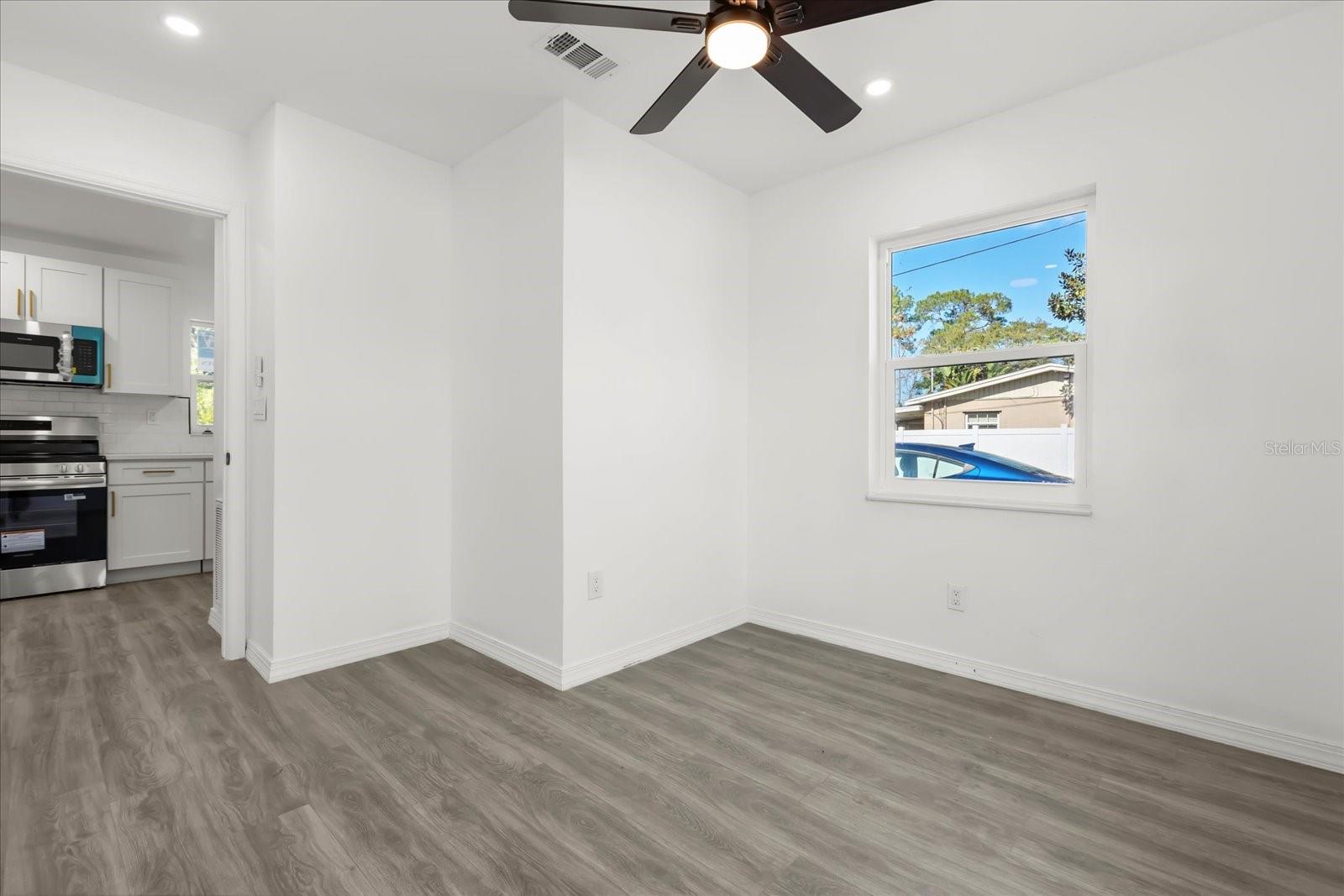 DELTONA LAKES UNIT 10 IN 25 & 36 18 30 - Residential