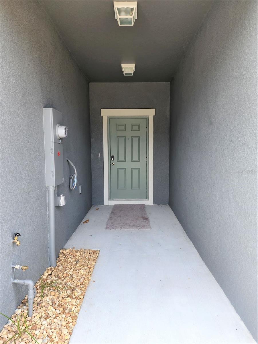 BELMONT TWNHMS PRCL F - Residential Lease