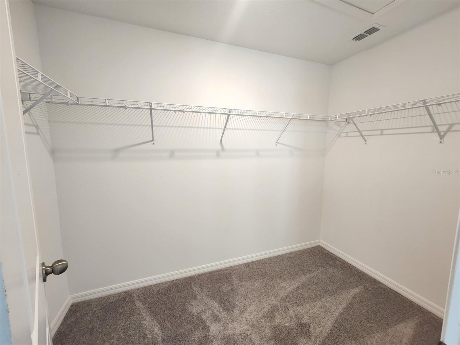 BELMONT TWNHMS PRCL F - Residential Lease