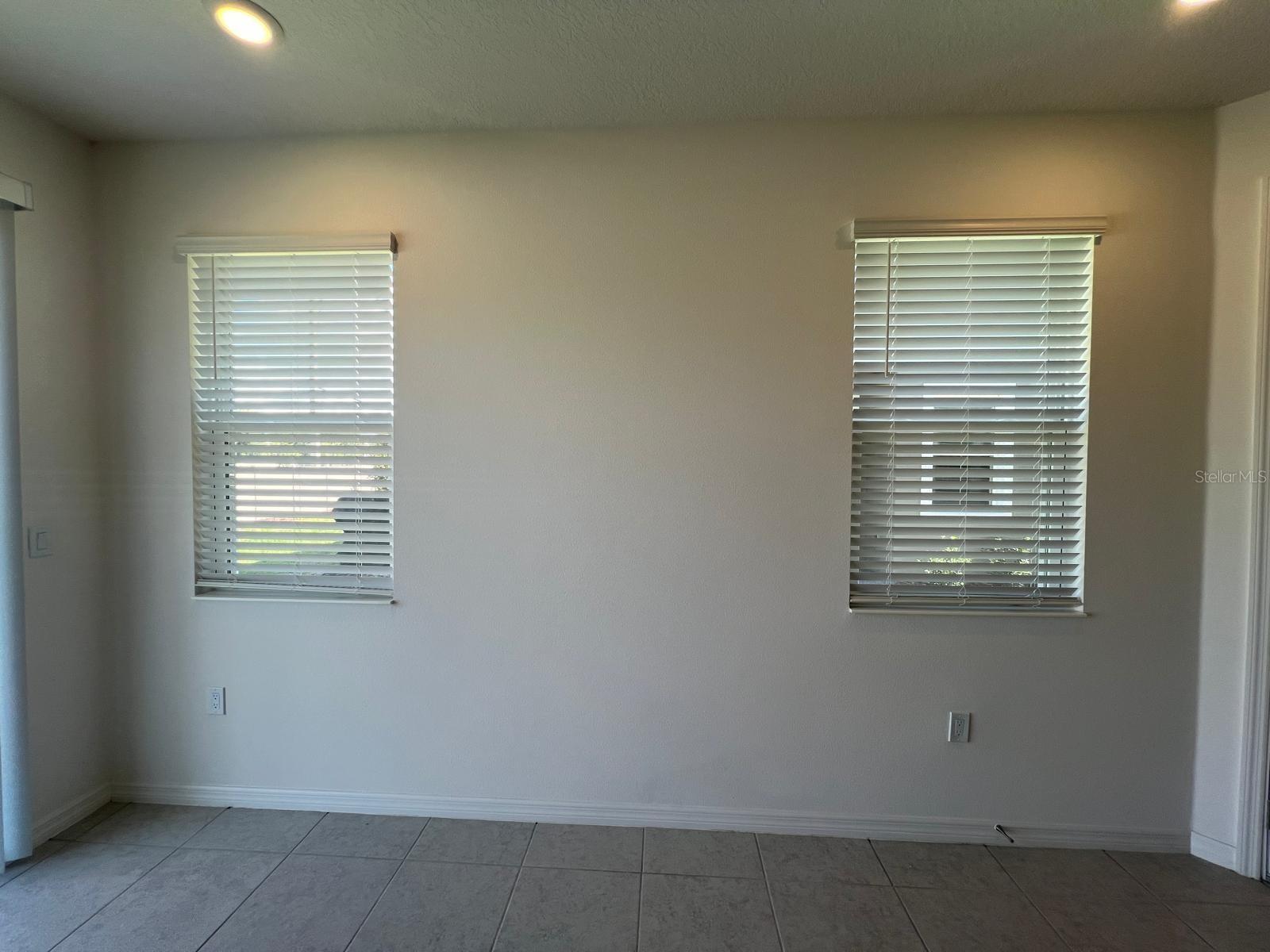 BRIXTON TWNHMS - Residential Lease