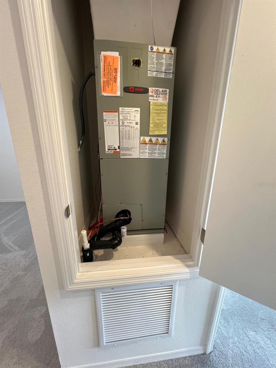 BRIXTON TWNHMS - Residential Lease