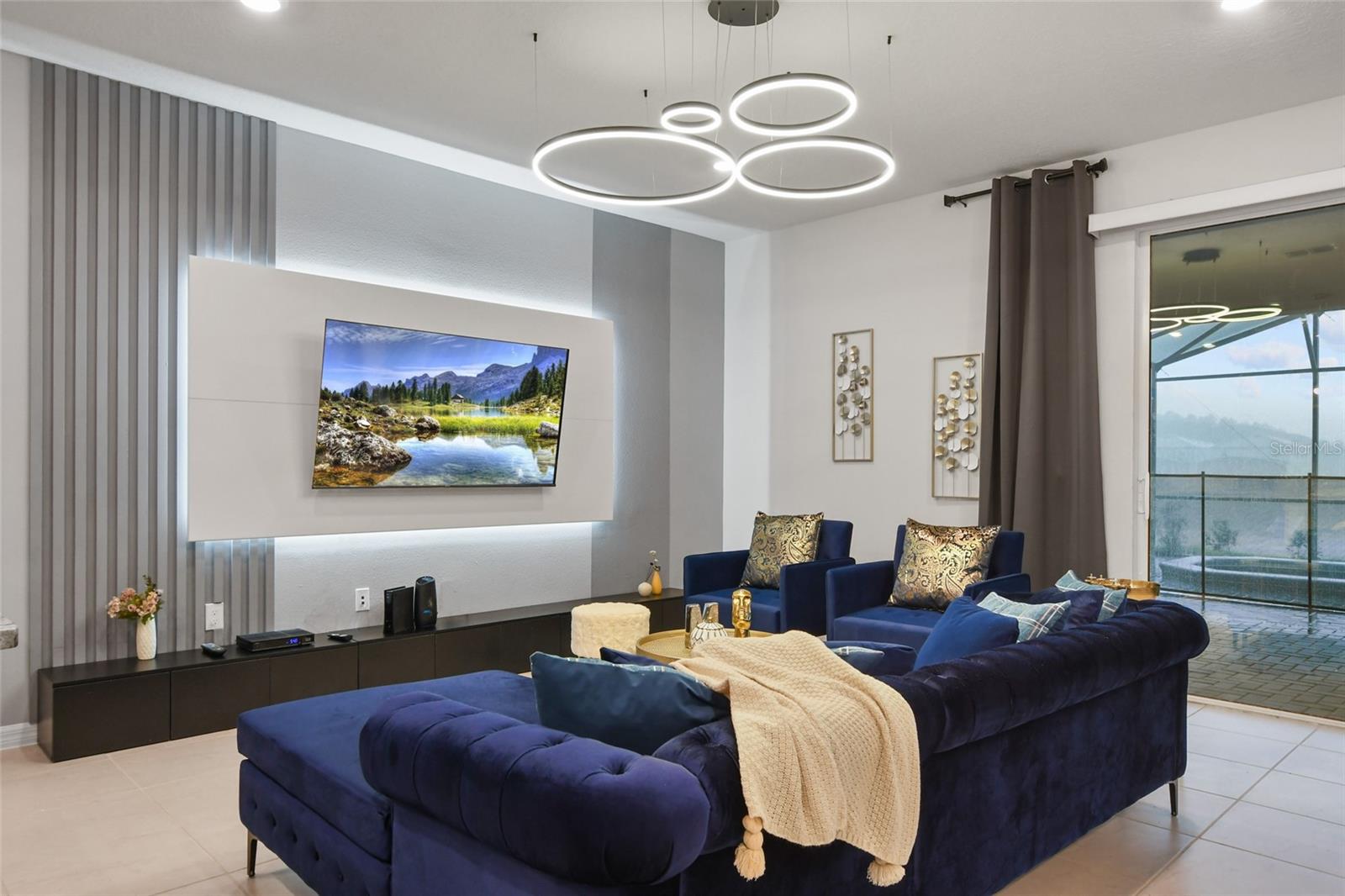 WINDSOR ISLAND RESIDENCE PH 2B - Residential