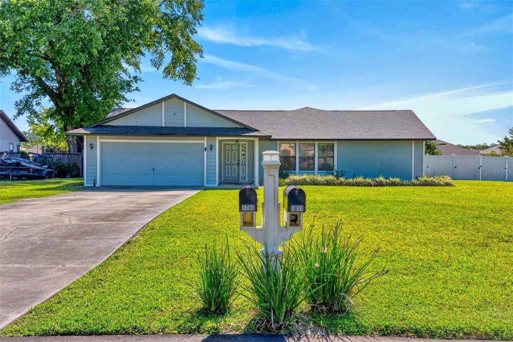 Photo of 1780 Heather Street, Mount Dora, FL 32757 (MLS # G5111126)