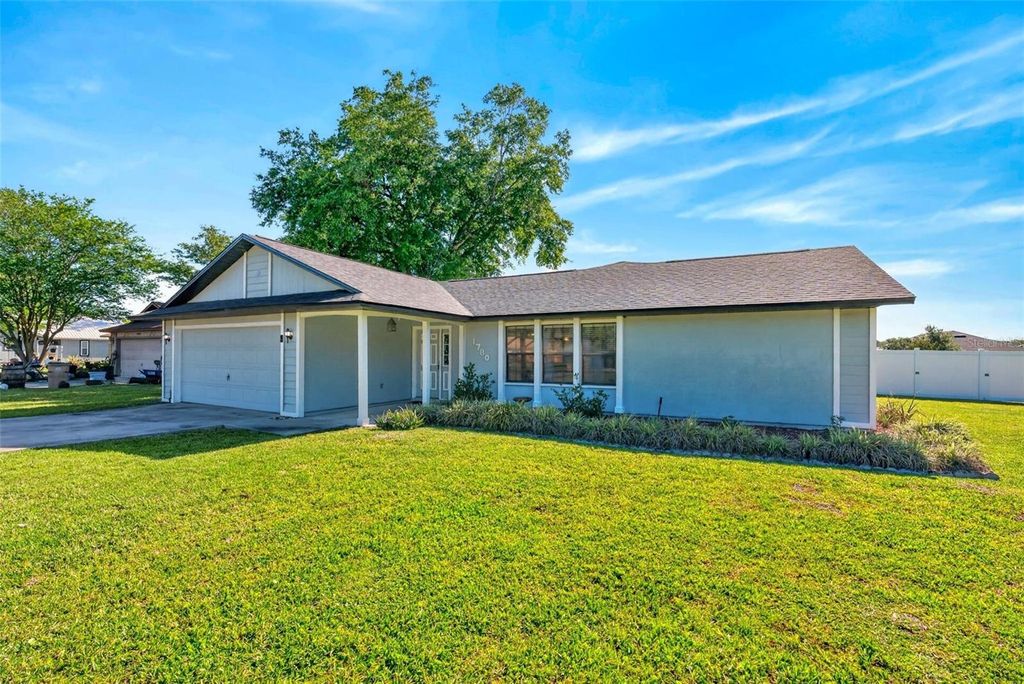 Photo of 1780 Heather Street, Mount Dora, FL 32757 (MLS # G5111126)