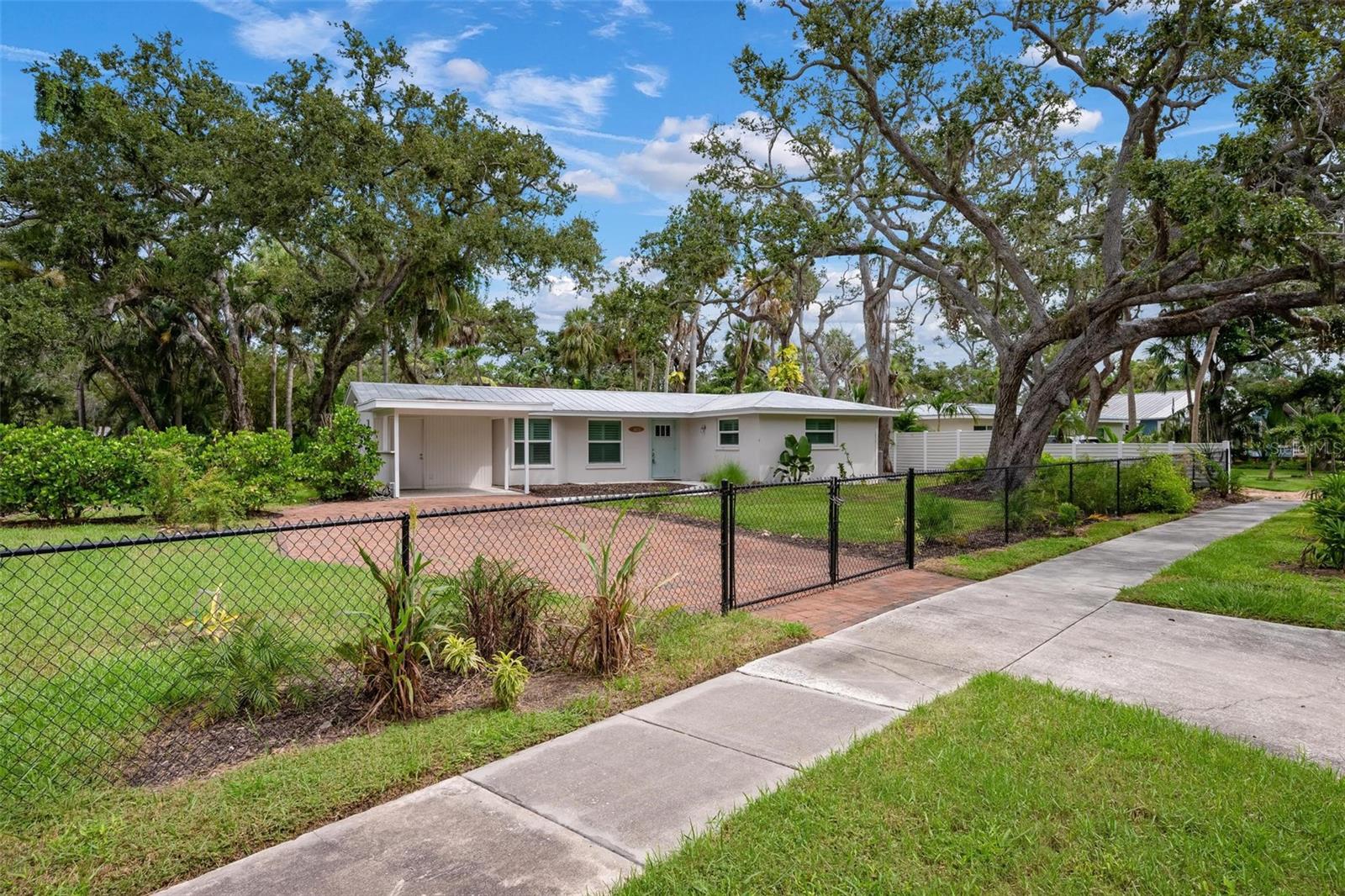 BAY HAVEN - Residential Lease